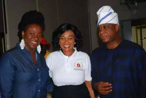 Mrs Oyaduni Gbadebo,Sen.. Oluremi Tinubu and Prince Adesegun Oniru
