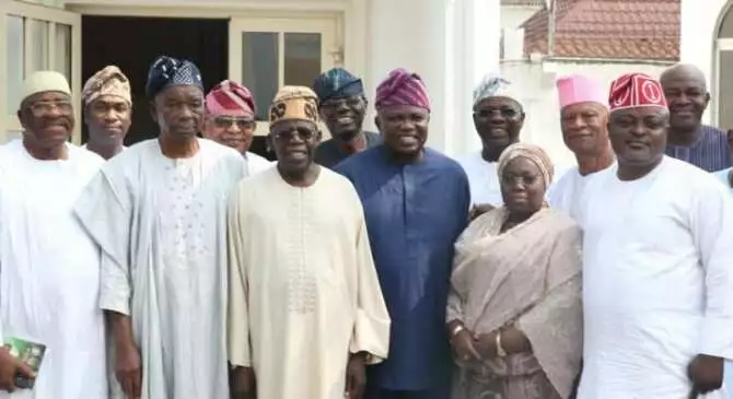 A group photograph taken after Tinubu's intervention.