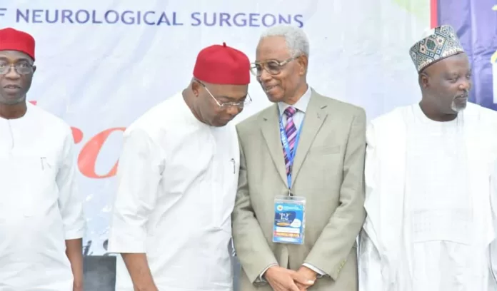 Hope Uzodimma with Surgeons Hope Uzodimma with Surgeons