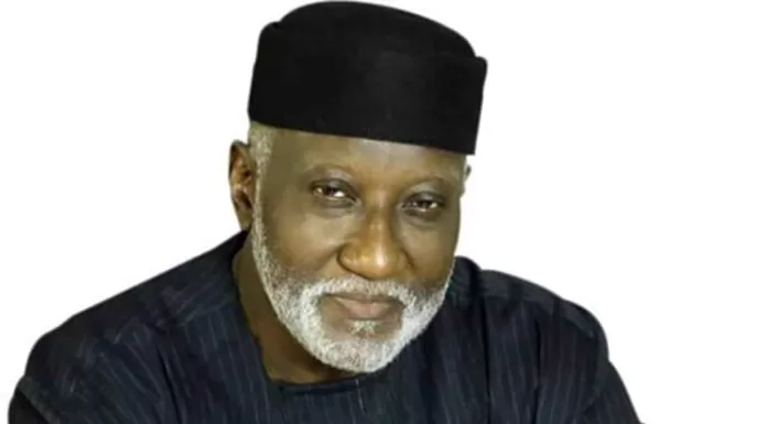 Oseloka Obaze