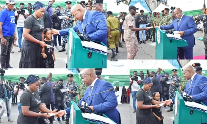 Uzodimma Compensates Security Officers Attacked By Gunmen