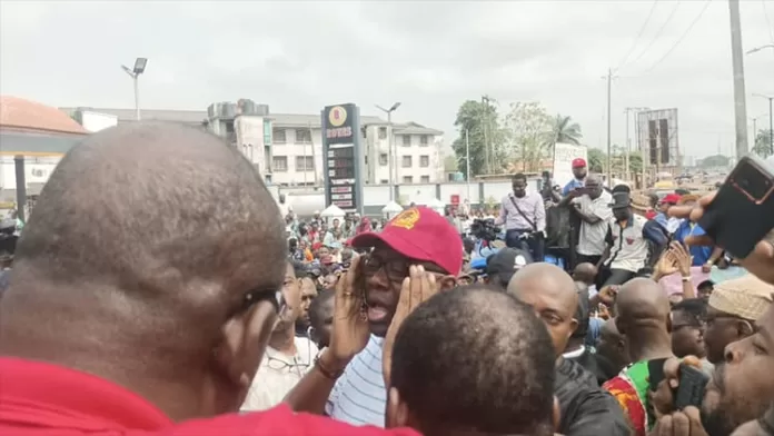 Seyi Makinde Joins Protesters Seyi Makinde Joins Protesters
