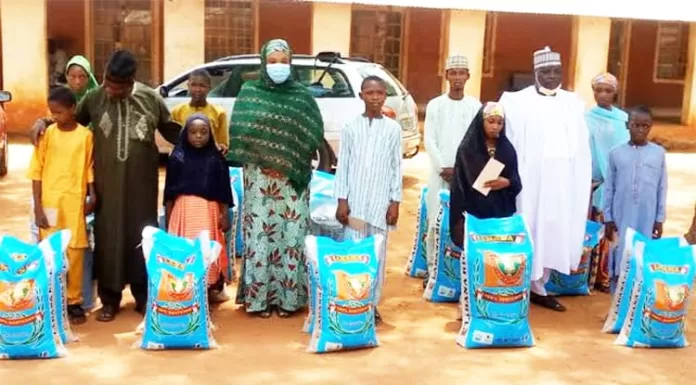 Kebbi NUJ Donates Food