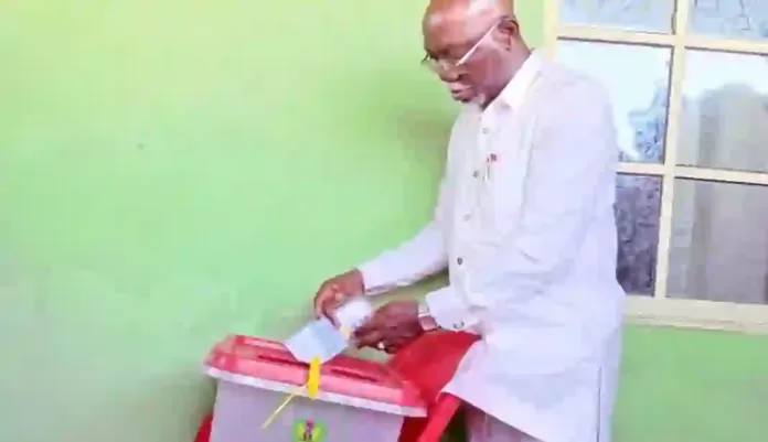 Lucky Aiyedatiwa casting his Vote