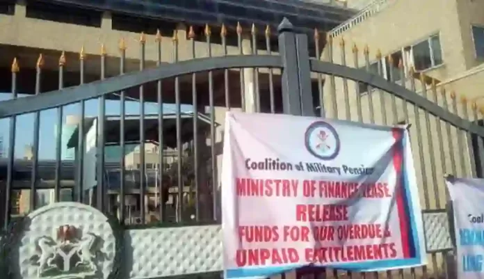 Military Pensioners Protest at Finance Ministry
