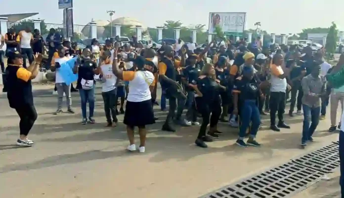 Ondo State Internal Revenue Service Workers Protest