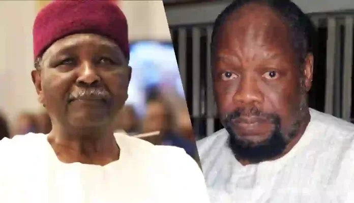 General Yakubu Gowon and Chukwuemeka Odumegwu Ojukwu General Yakubu Gowon and Chukwuemeka Odumegwu Ojukwu