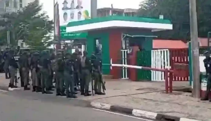 Police seal PDP Secretariat