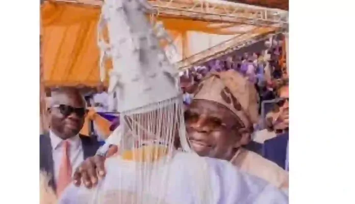 Oba Ladoja and Tinubu