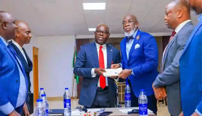 EFCC Handover Diverted N1 .284 Billion  Smart Green School funds To Enugu State