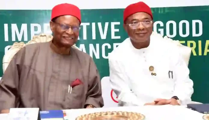 Chief Emeka Anyaoku nad Hiope Uzodimma