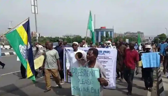 Retired Police Officers Protest in Abuja