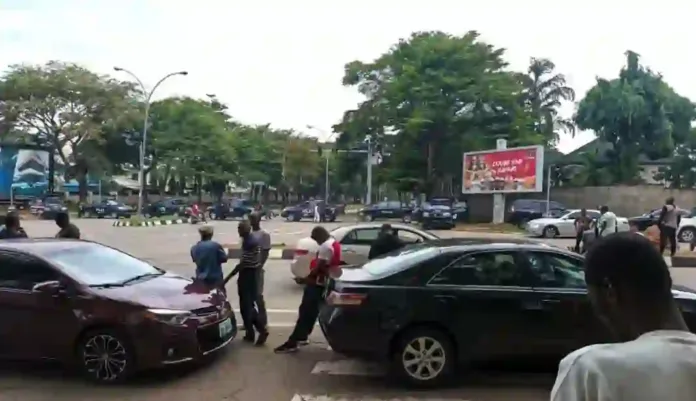 Police Barricade PDP Event in Abuja