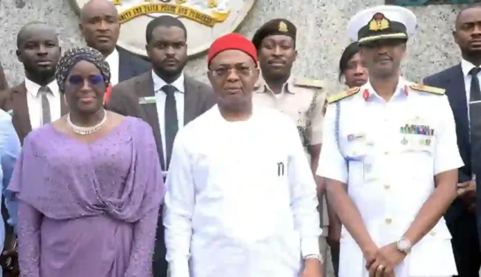 Hope-Uzodimma-meets-Defence-college